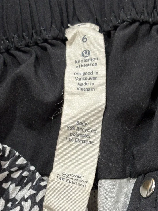 lululemon athletica Black & White Speckle Drawstring Athletic Shorts - Picture 4 of 5